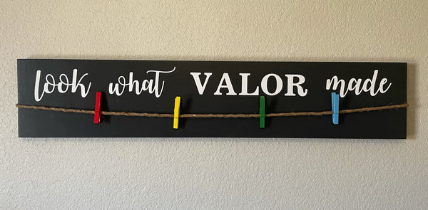 36” Look What I Made - Kids Artwork Display Personalized Art Board - Stained Solid Wood with Permanent Vinyl Letters - Customized